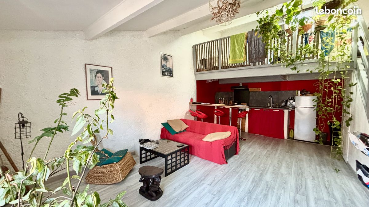 Appartement 2 pièces 58 m² · à Hyères · 58 m² · 145 000 €