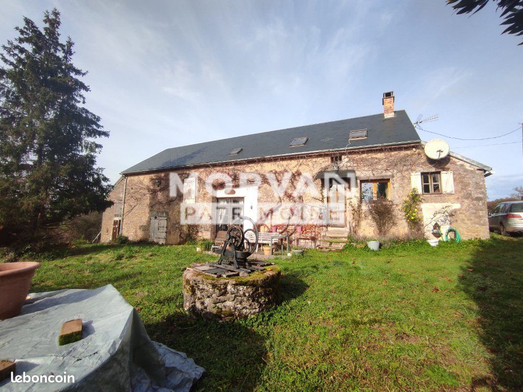 Maison 4 pièces 128 m² · à Saint-Péreuse · 128 m² · 83 000 €