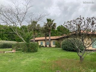 Maison 7 pièces 160 m² · à Saint-Vivien-de-Médoc · 160 m² · 350 000 €