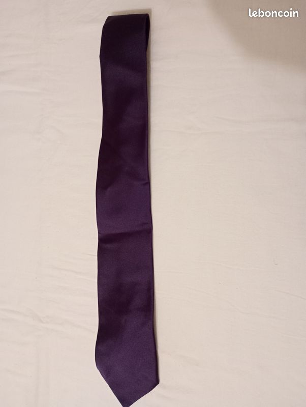 Cravate En Soie Café Coton - Couleur Verte - Occasion En Bon état - Pour Homme - Élégance Classique