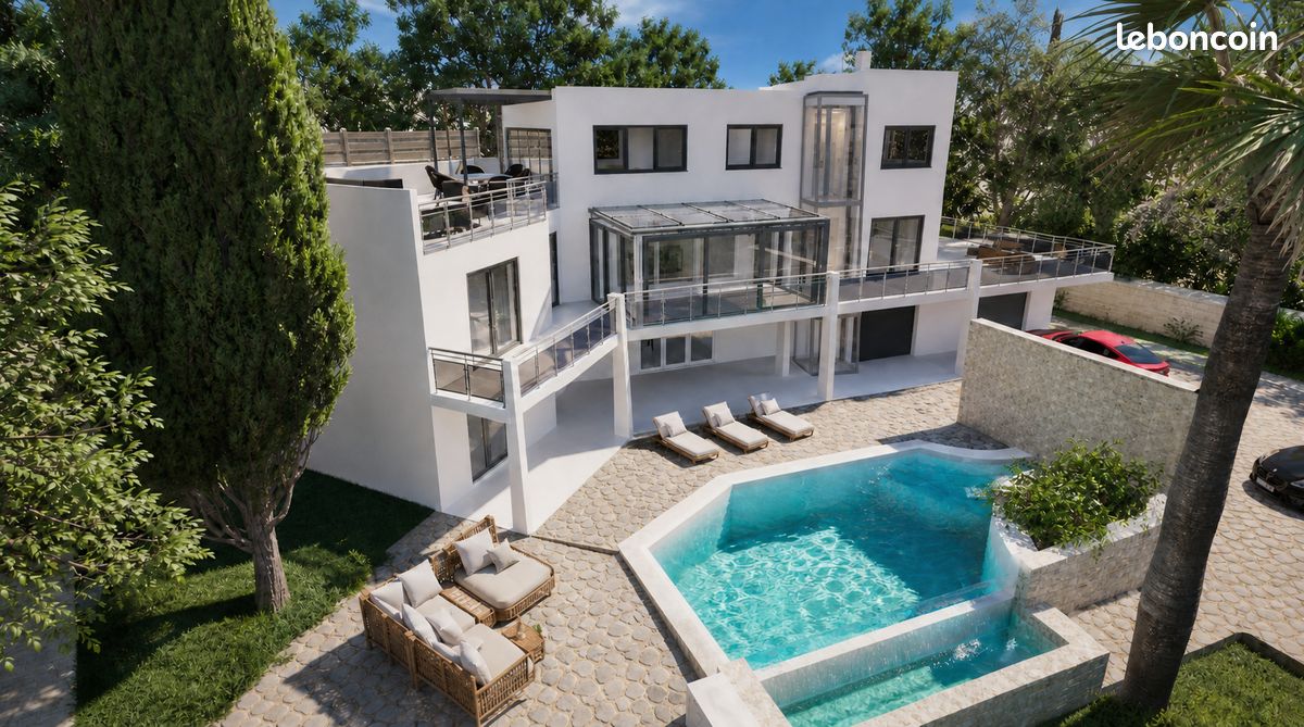 Maison 12 pièces 297 m² · à Six-Fours-les-Plages · 297 m² · 1 450 000 €
