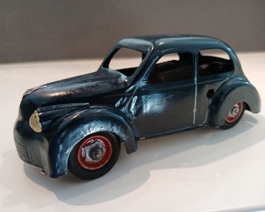 CIJ JOUET ANCIEN PANHARD DYNA X TÔLE VERS 1950 BON ÉTAT DE