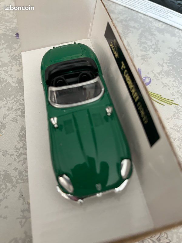 Modèle Réduit Jaguar Type E Cabriolet Vert - Maisto / Shell échelle 1:38 - Occasion