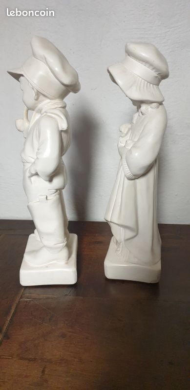 Figurine En Biscuit Poulbot / Gavroche – 15,3 Cm – Collection Vintage