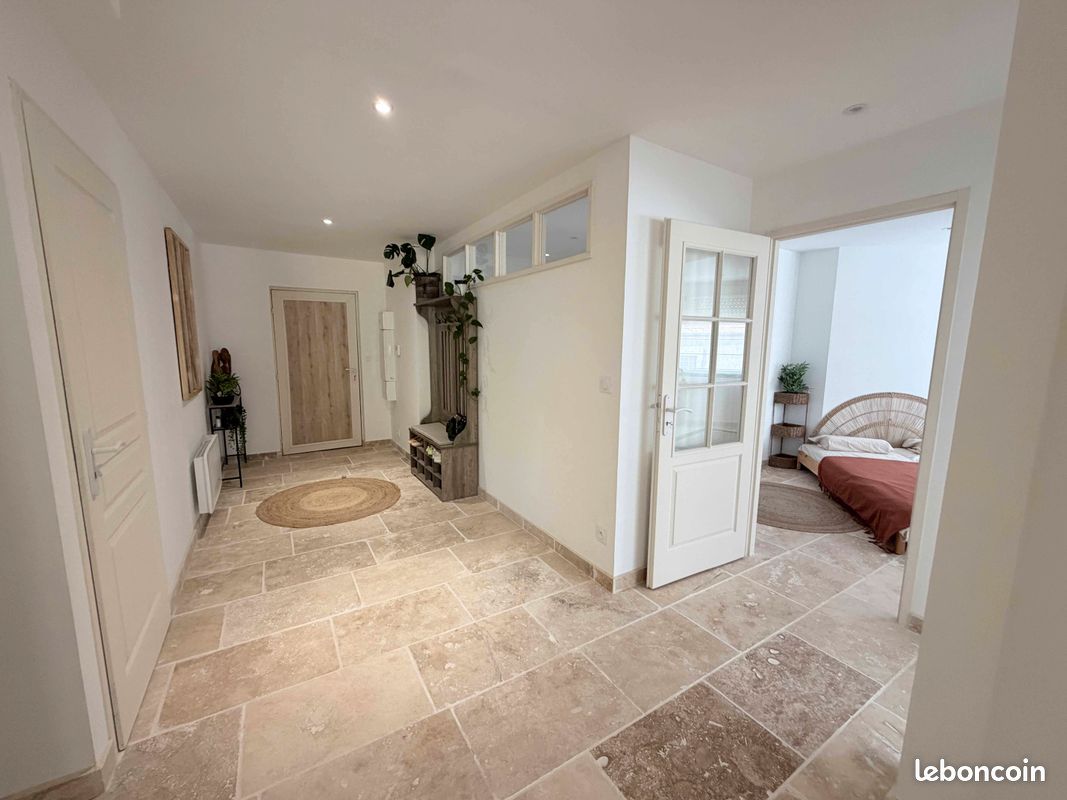 Appartement 4 pièces 97 m² · à Nîmes · 97 m² · 1 350 €/mois