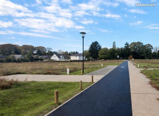 Terrain 701 m² Montigny