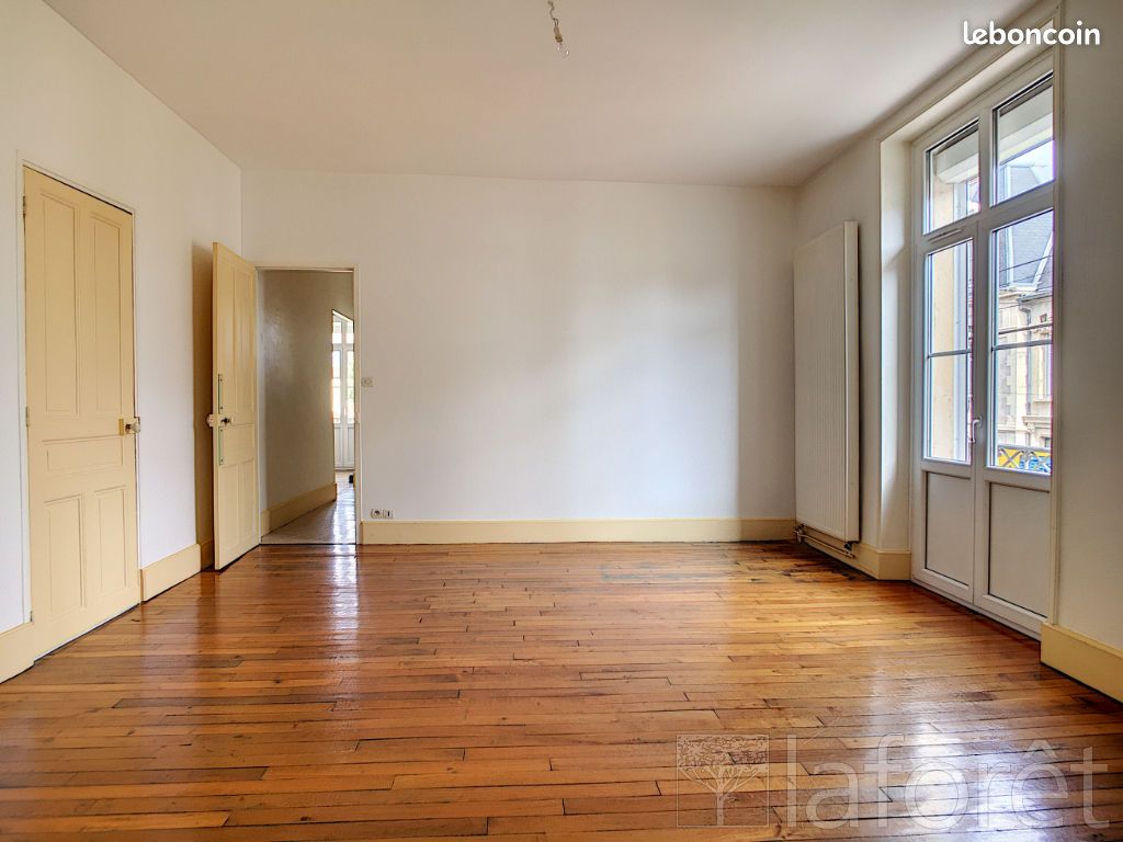 Appartement 3 pièces 91 m² · à Neufchâteau · 91 m² · 575 €/mois