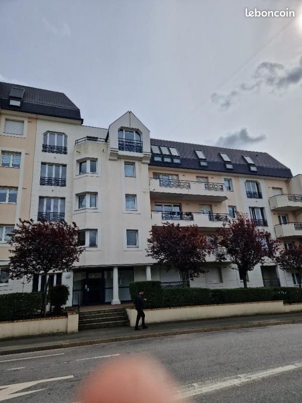 Appartement 2 pièces 48 m² · à Poissy · 48 m² · 215 000 €
