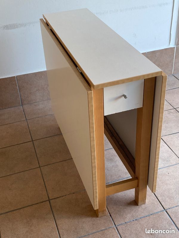 Table en bois pliante (image 1)