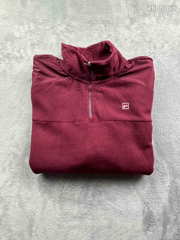 Pull polaire Fila bordeaux homme – demi-zip vintage streetwear