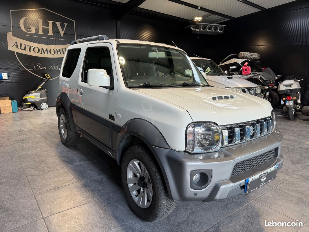 SUZUKI JIMNY 1,3L VVT 86Ch 4X4 3 PORTES 1ère MAIN (image 8)