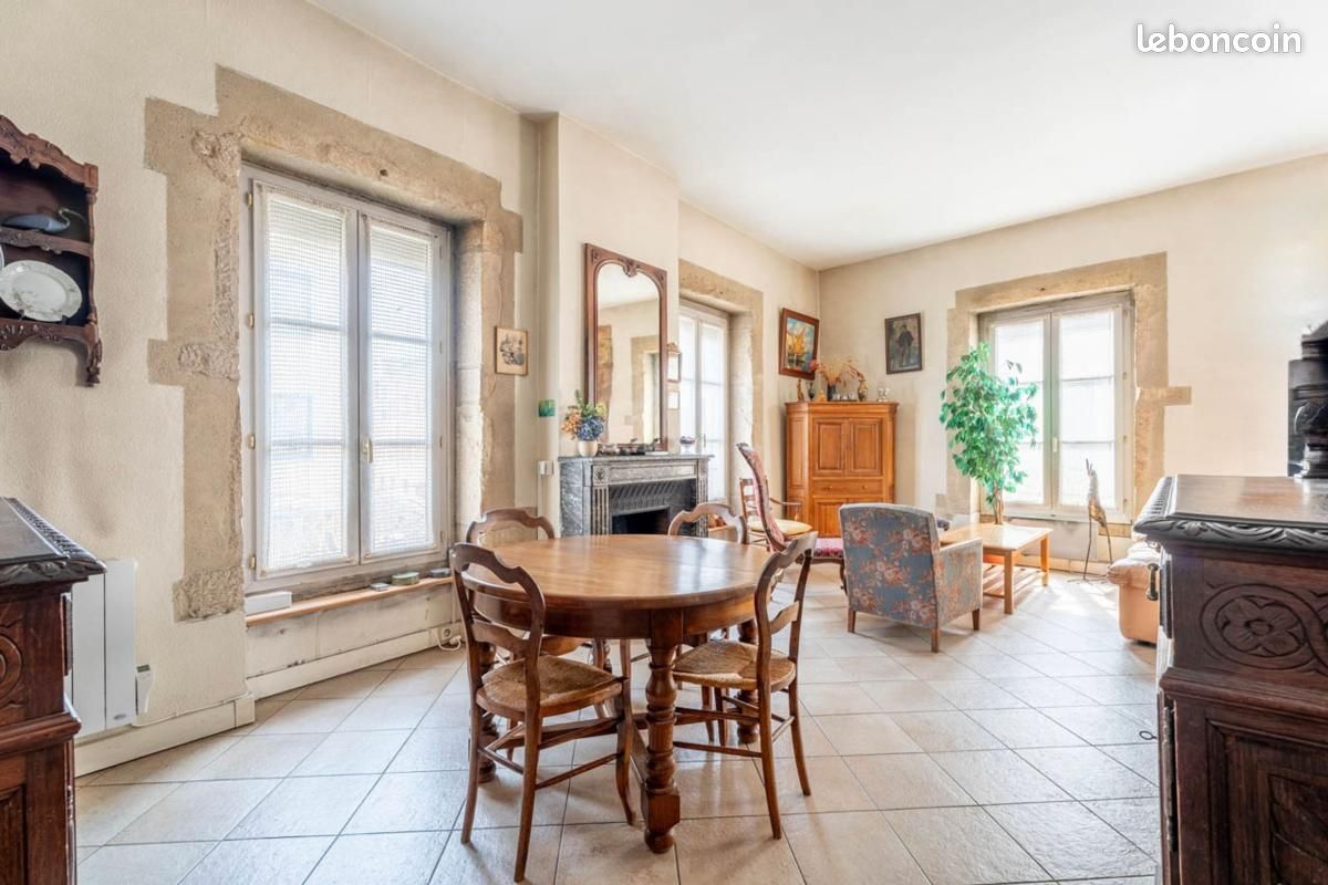 Appartement 3 pièces 68 m² · à Lyon · 68 m² · 220 000 €