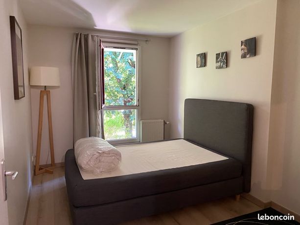 Appartement 3 pièces 60m2 en duplex avec terrasse dans résidence très calme