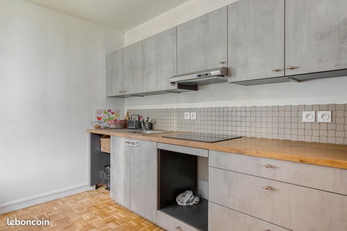 Beau T4 – 82 m² – Balcon – Parking – Fibre – 0 frais d’agence – Vienne (38200)
