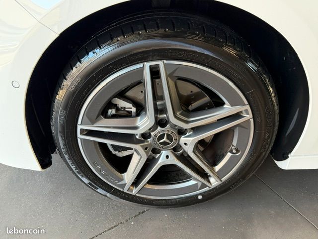 Mercedes classe a iv (2) 250 e amg line 8g-dct (image 3)