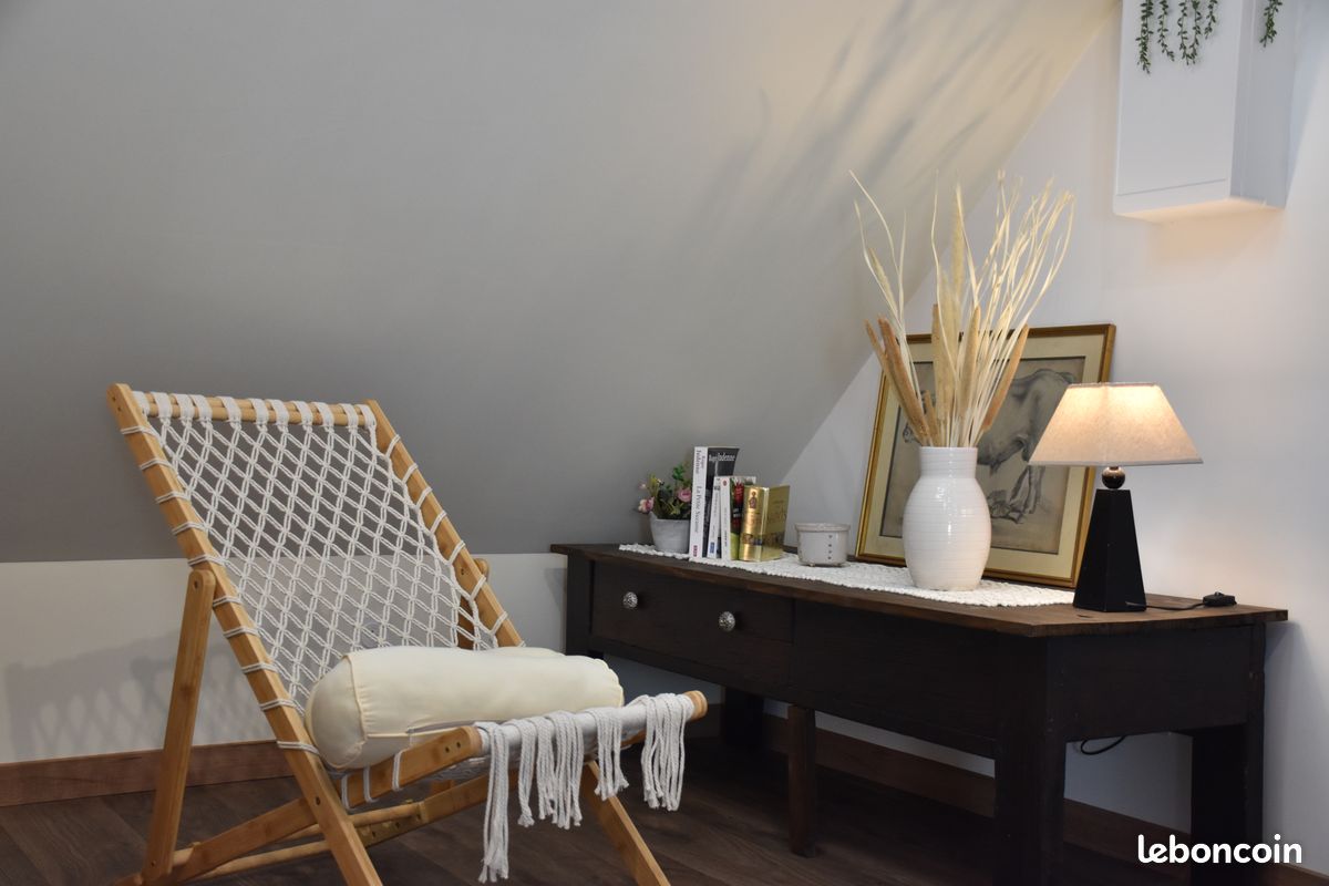 Appartement meublé n°2, 1er étage, moderne, au calme (image 9)