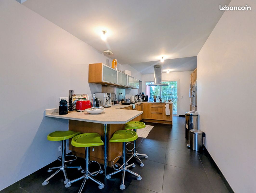 Maison a louer maisons-laffitte - 7 pièce(s) - 200 m2 - Surfyn