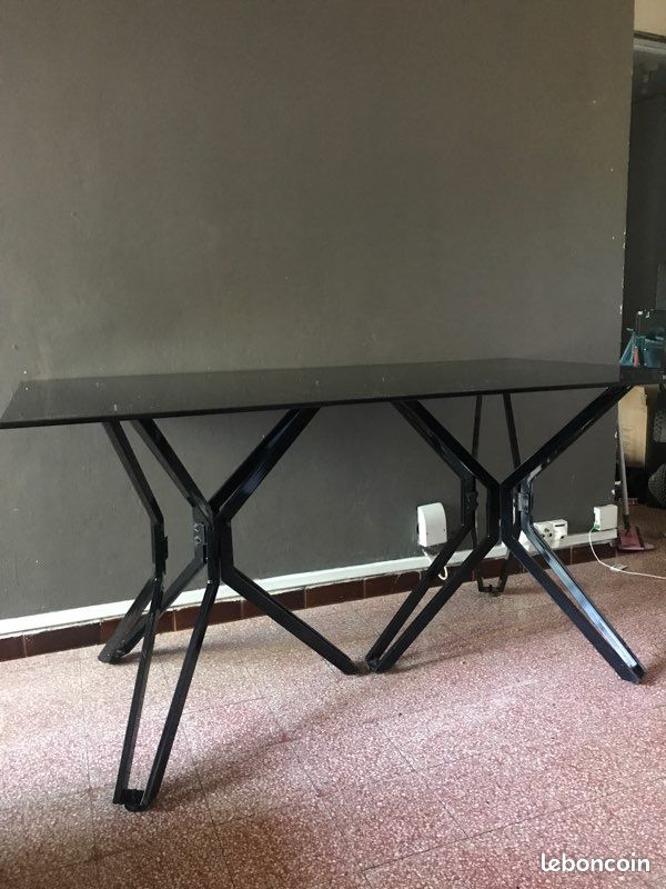 Table à manger (image 1)