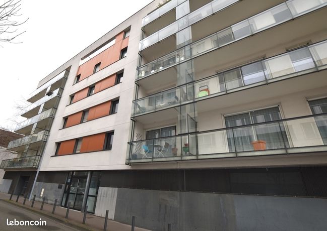 Appartement 4 pièces 97 m² — 17