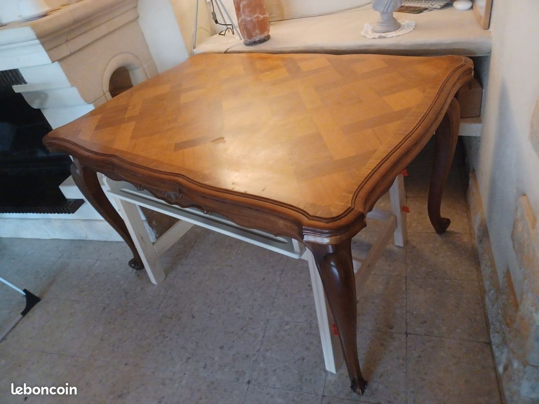 Table (image 1)