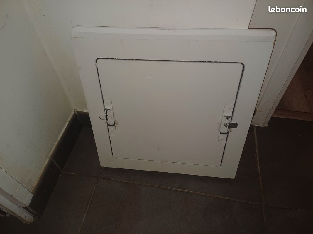 Trappe de visite (image 2)