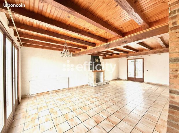 Maison 6 pièces 210 m²