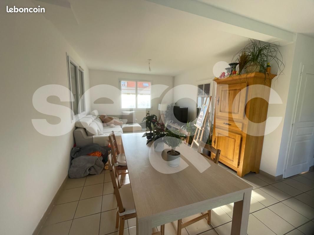 Maison 4 pièce(s) 88 m²à louer Arras