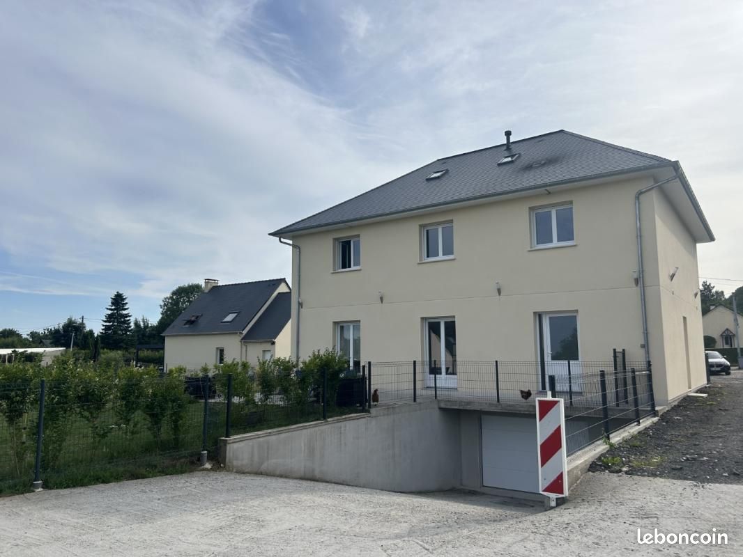 Maison 3 pièces 99 m² · à Rocquemont · 99 m² · 850 €/mois
