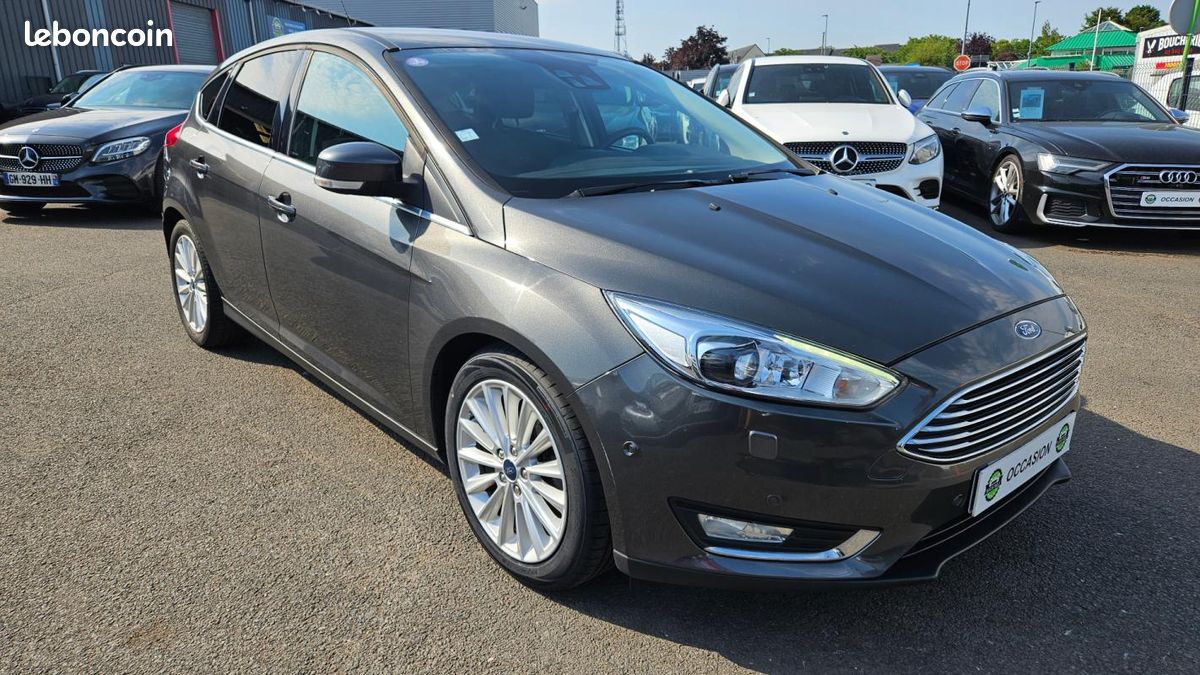 Ford Focus 1.0 EcoBoost 125 S&S Titanium (image 3)