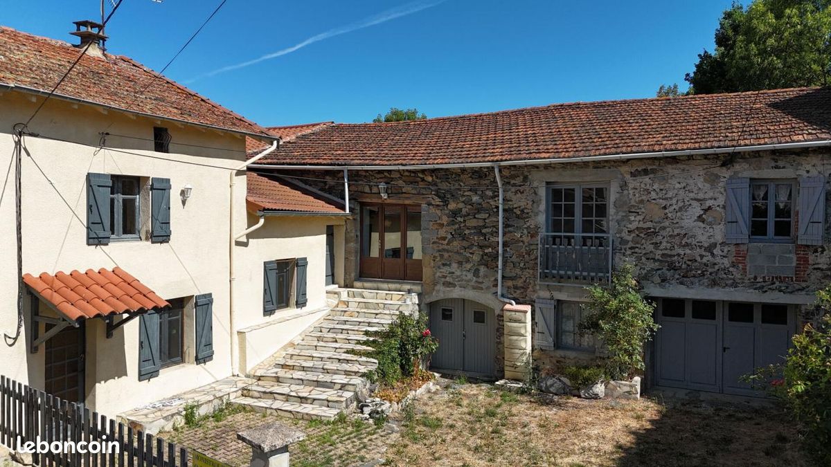 Maison 6 pièces 160 m² · à Retournac · 160 m² · 123 000 €
