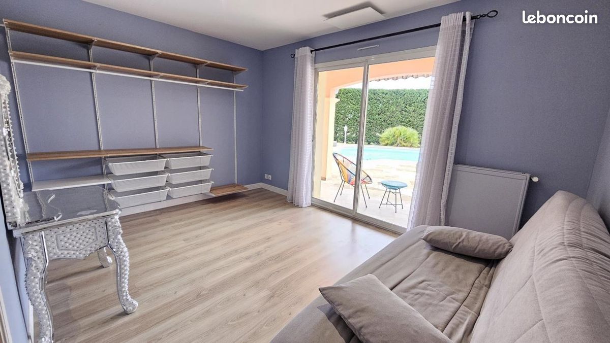 Villa 10 pièces 240 m² - La Lande-de-Fronsac 33240 (image principale 6)