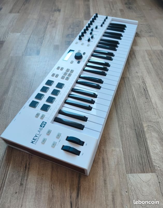 Arturia KeyLab Essential 49 - Clavier maître MIDI - Très bon état (image 3)