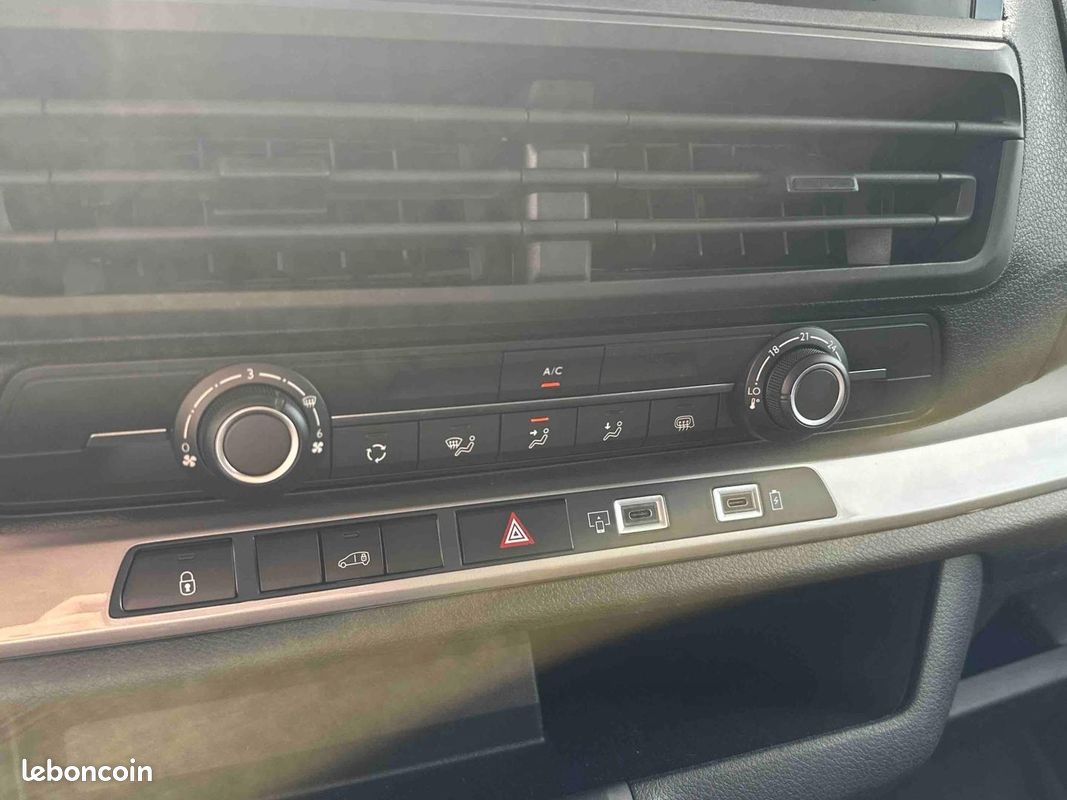 Peugeot Expert Fg XL 1.5 BlueHDi 120ch S&S Pack Premium Connect / 20750 HT / CAMERA / MODUWORK (image 16)