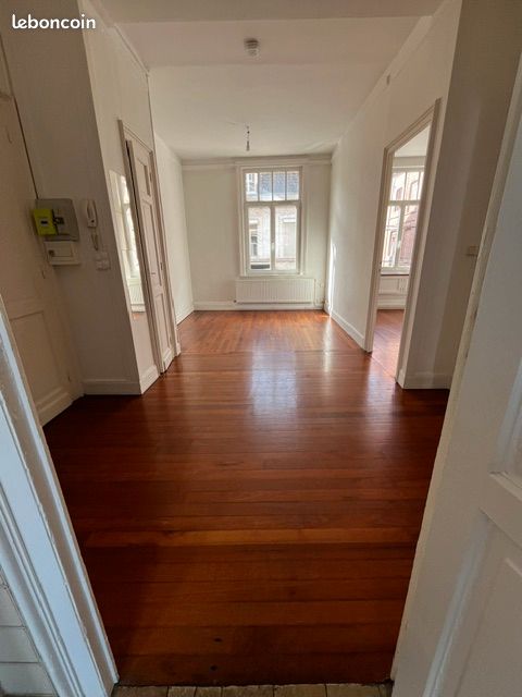 Appartement 3 pièces 54 m² · à Lille · 54 m² · 810 €/mois