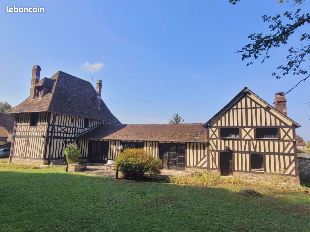 Maison 6 pièces 205 m² · à Herqueville · 205 m² · 470 000 €