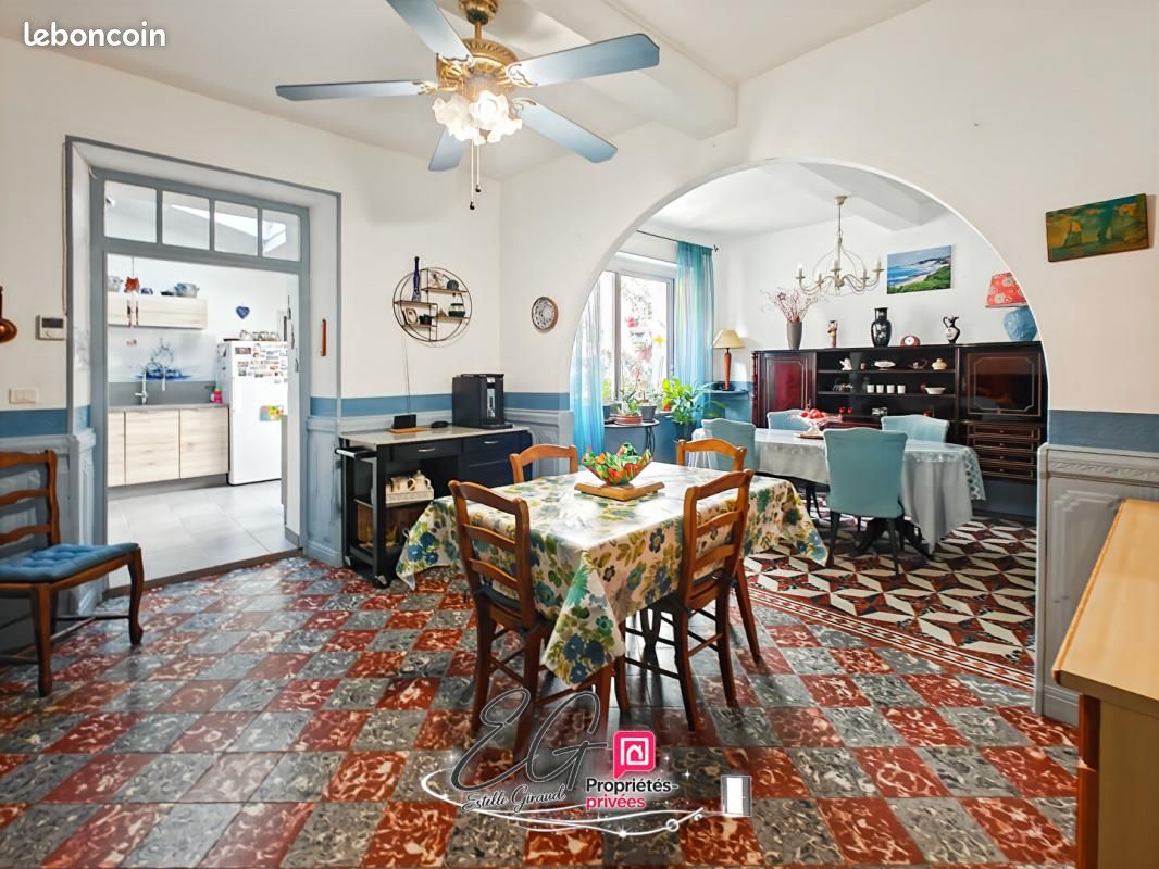 Maison 8 pièces 189 m² · à Caunes-Minervois · 189 m² · 262 000 €