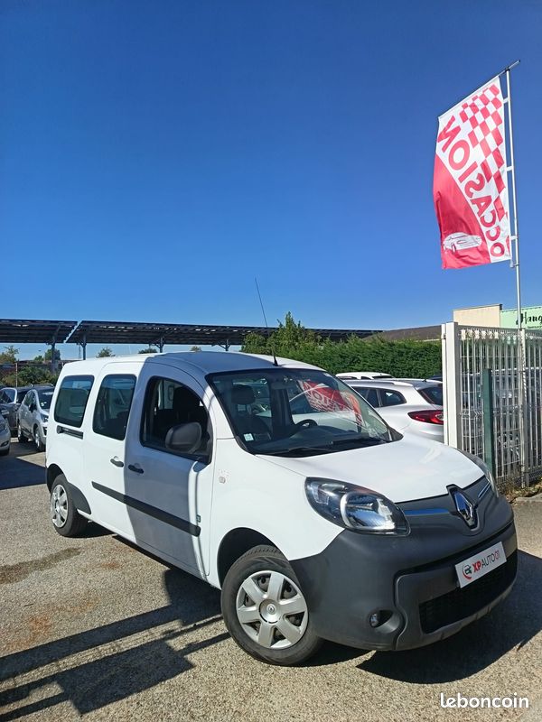 Renault Kangoo ZE ELECTRIC Maxi double cabine TVA récupérable 5 places Batterie neuve 22kw achat intégral garantie possible 6 mois reprise visite possible 7/7 (image 2)