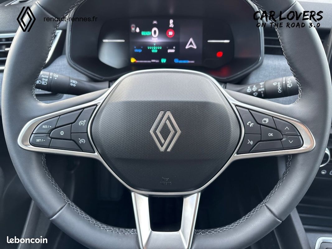 RENAULT Clio E-Tech full hybrid 145 ch GSR2 Evolution (image 8)