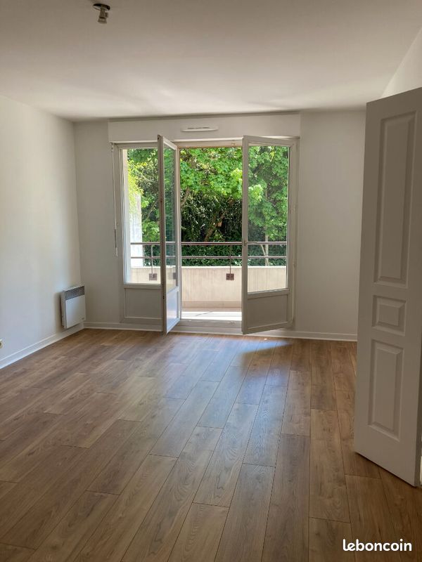 Appartement 2 pièces 47 m² · à Suresnes · 47 m² · 1 385 €/mois