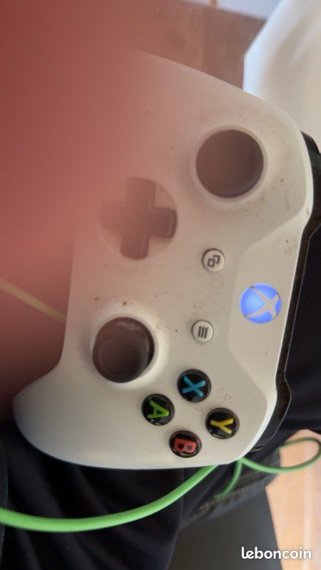 Vend xbox one 1 to (image 1)