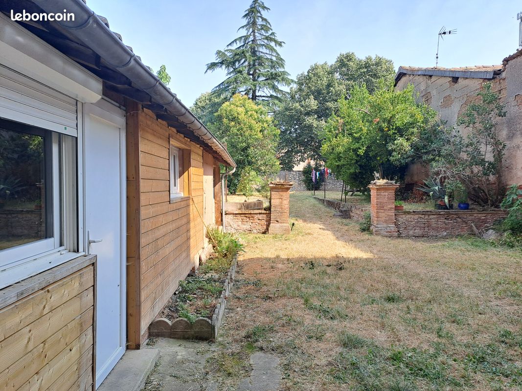 Appartement 1 pièce 30 m² · à Gaillac · 30 m² · 520 €