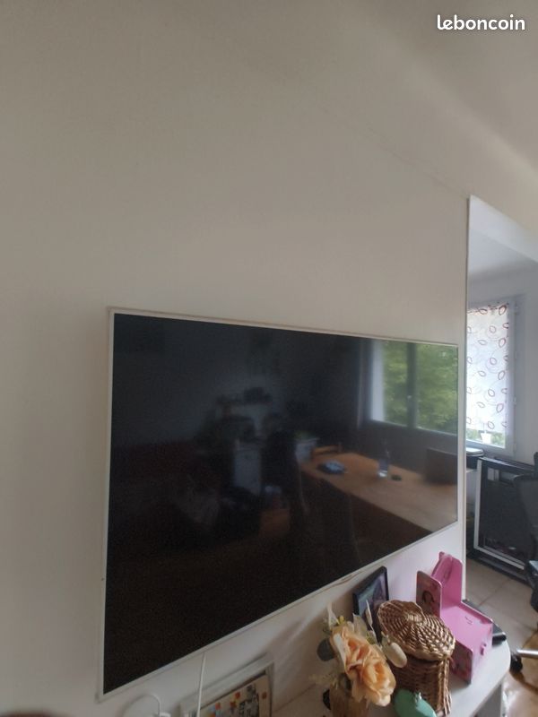 Tv samsung smart tv (image 1)