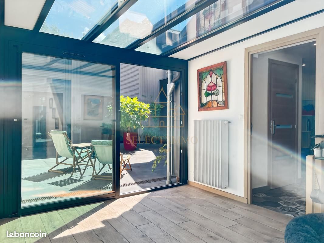 Maison 10 pièces 276 m² · à Évreux · 276 m² · 735 000 €