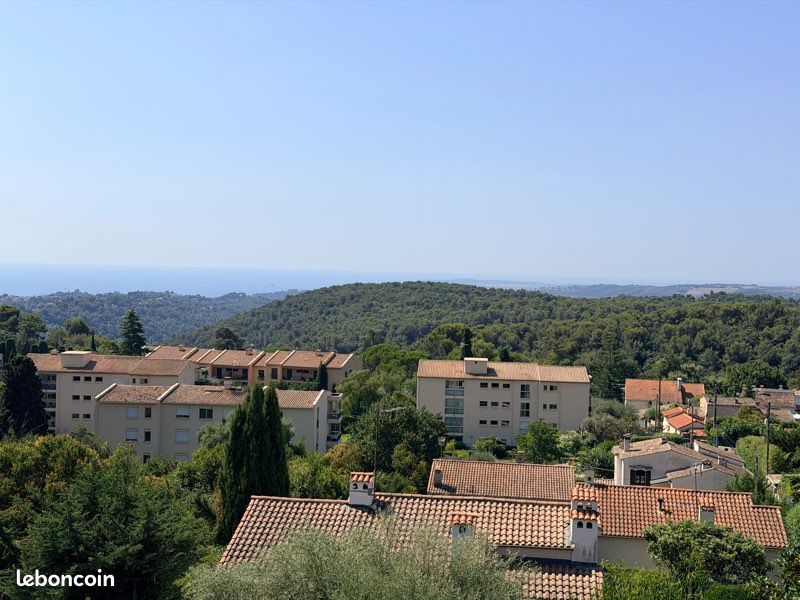 Appartement 3 pièces 85 m² · à Vence · 85 m² · 1 900 €