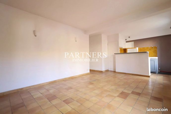 Vente appartement 2 pièces Aix en Provence Mazarin - Annonce A Vendre A ...