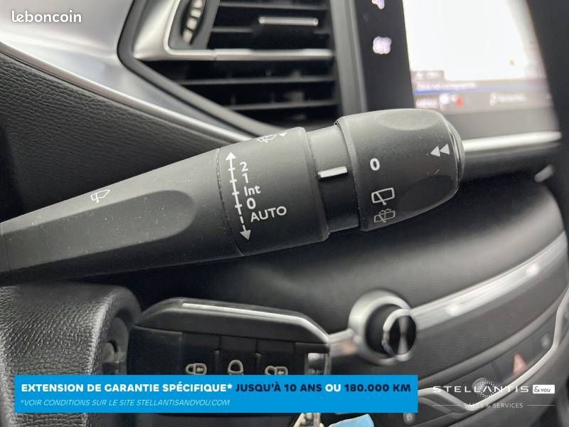 Peugeot 308 PureTech 110ch S&S BVM6 Style (image 20)