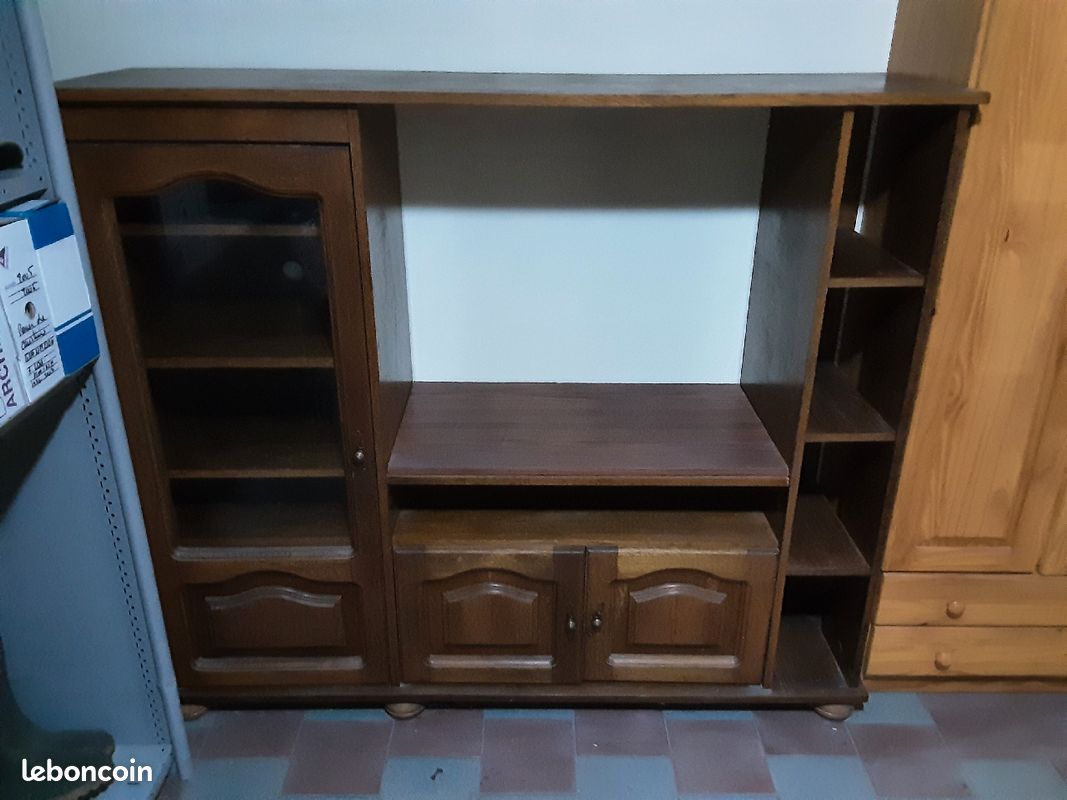 Meuble TV avec rangement (image 1)