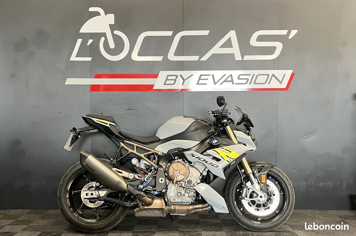 S1000R PACK CARBONE FINITION PRO - 247 / mois SANS APPORT - BMW S 1000 R - S1000 R (image 1)