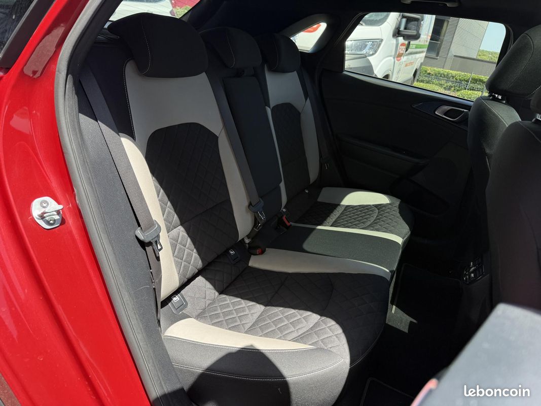 KIA CEED GT LINE - 1.4 T-GDI 140 BVA - Origine France / Suivi 100% KIA (image 14)