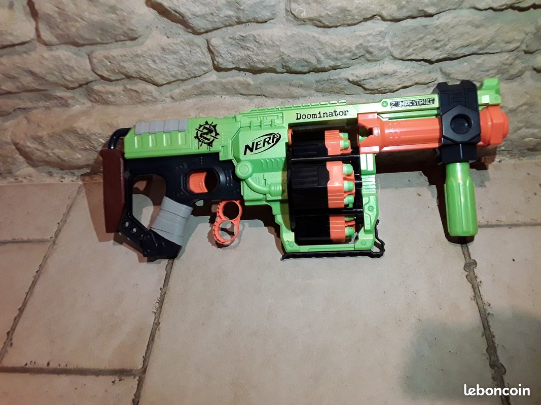Nerf zombie doominator (image 1)